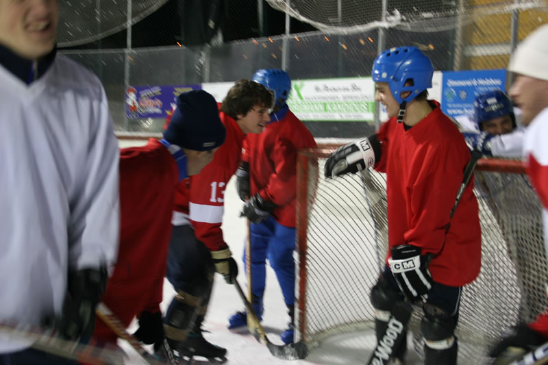 gal/Eishockeyspiel in Toblach/2008-02-02 SVR Eishockey 034.jpg